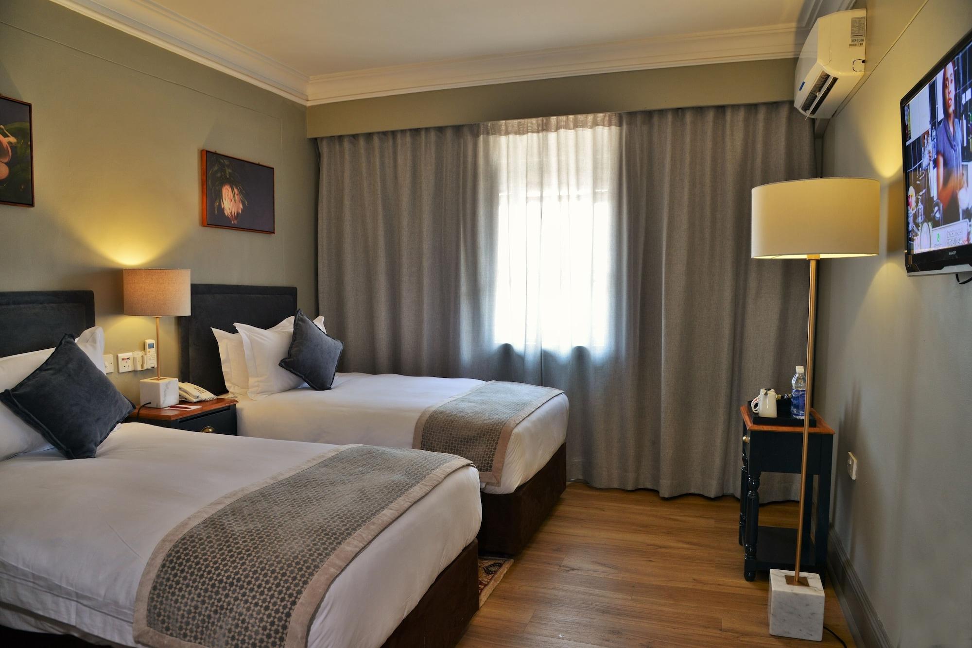 Hotel Cresta Jameson 3*